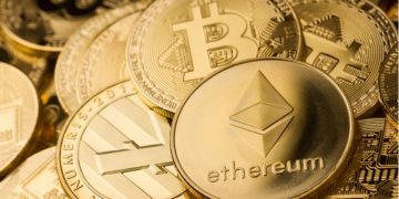 رامسری از کما و تترون ضبط شده بیرون آمد