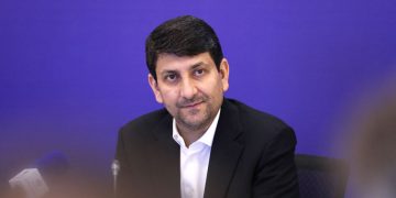 حرکت از کابل های مسی به فیبر نوری یک حرکت جسورانه بود