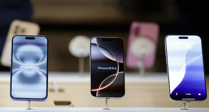 عرضه آیفون اپل جلوتر از سامسونگ است